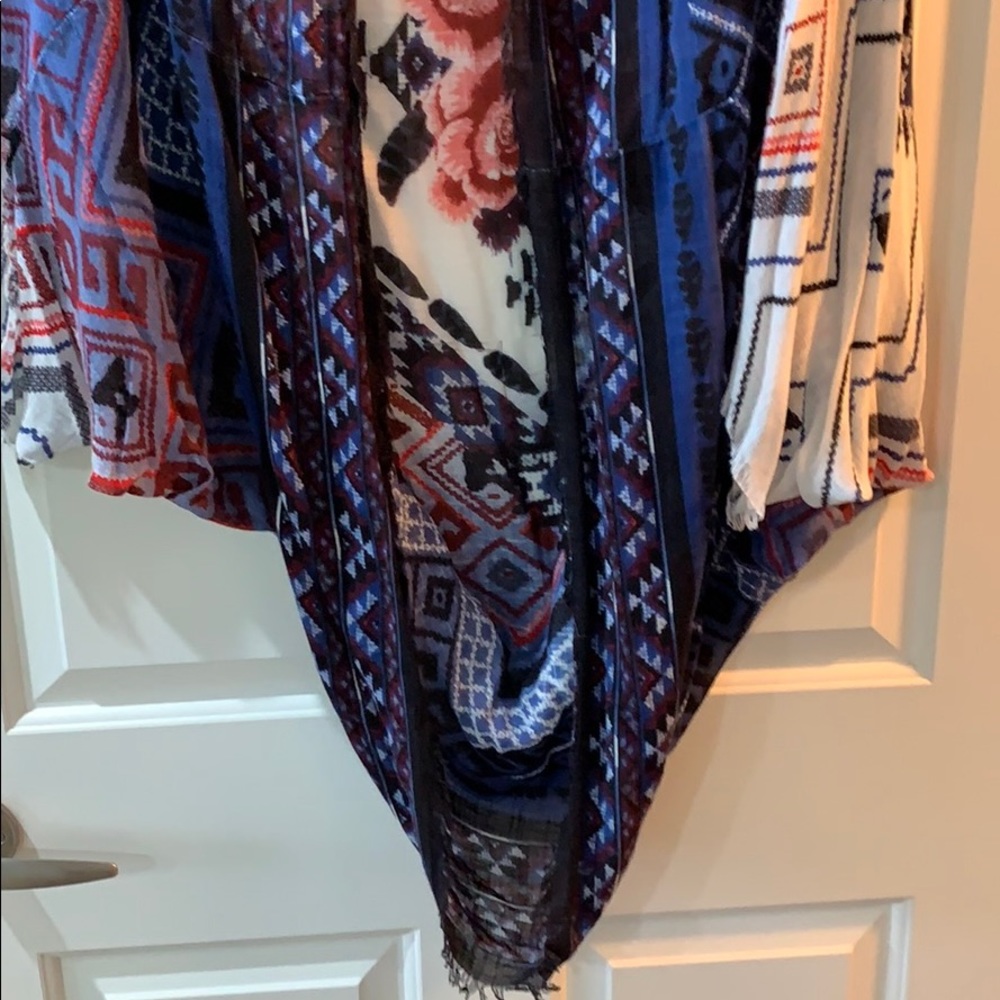 NWOT American Eagle Kimono - Picture 6 of 6